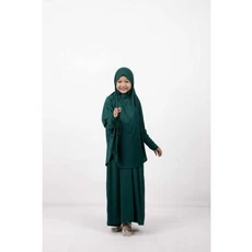 Gamis Hitam Anak Perempuan SD Umur 9 Tahun