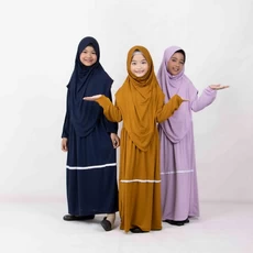 Gamis Hitam Anak TPA Umur 7 Tahun